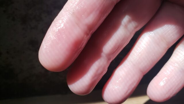 Wet finger tips, wall is too wet to paint